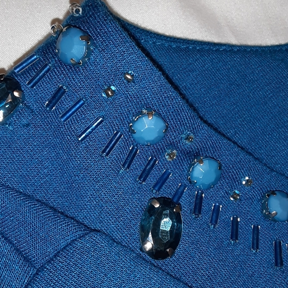 Plus size turquoise beaded blouse - Picture 2 of 7